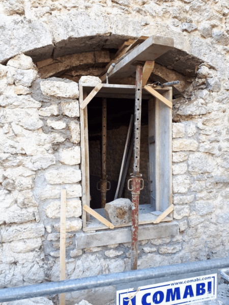 D3580886-9600-4F2F-8905-0A066BD12945